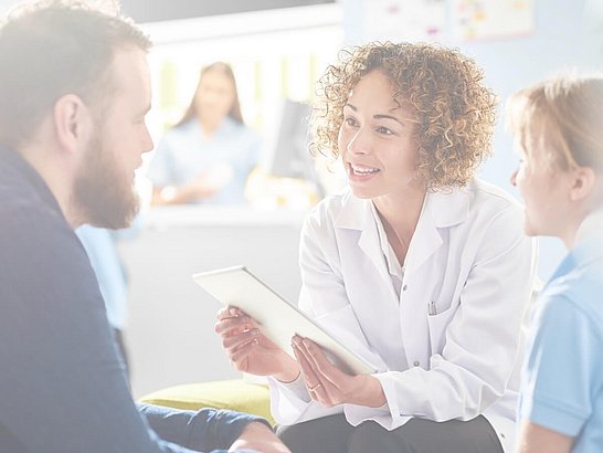 Durch eine Anamnese wird beurteilt, ob ein Allergie-Test infrage kommt.